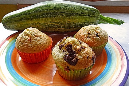 Zucchini Muffins mit saurer Sahne 9