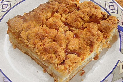 Apfel - Nuss - Streusel mit Quarkcreme 4