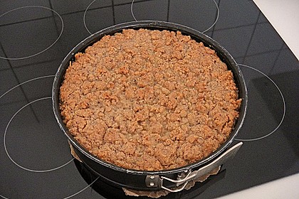 Apfel - Nuss - Streusel mit Quarkcreme 11
