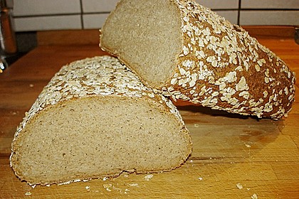 Haferbrot mit Dinkel und Roggen