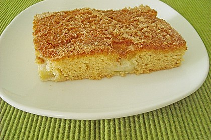 Rhabarber - Blechkuchen mit Zimtzucker - Streuseln und Milchguss 1