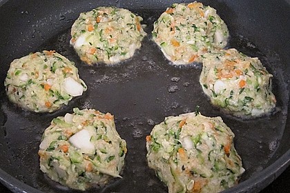 Zucchini-Frikadellen 20