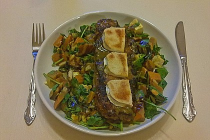 Mit Ziegenk&auml;se &uuml;berbackenes Entrec&ocirc;te an Pfeffersauce, gr&uuml;nen Bohnen und Kartoffelecken 5