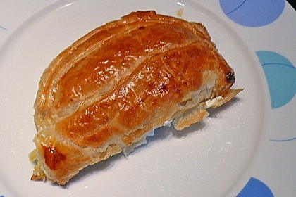 Blätterteigpäckchen mit Lachs, Schafskäse und Spinat 21