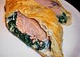Bl&auml;tterteigp&auml;ckchen mit Lachs, Schafsk&auml;se und Spinat