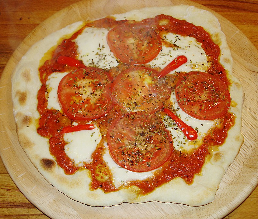 Rezept backofen: Tomate mozzarella pizza