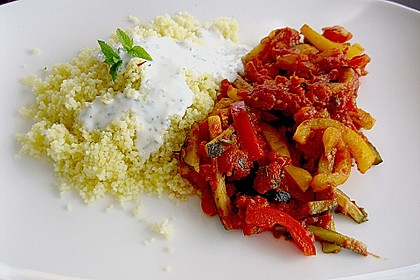 Couscous mit sommerlichem Gem&uuml;se