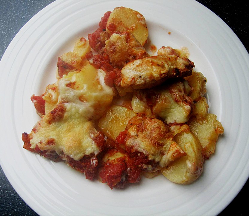 Kartoffel - Tomaten - Auflauf mit Hähnchenbrust (Rezept mit Bild ...