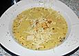 Zucchinisuppe mit Chili - Croutons