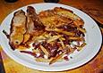 Putenoberkeulenbraten mit Mangosauce und Kartoffelst&auml;bchen mit Speck und Zwiebeln