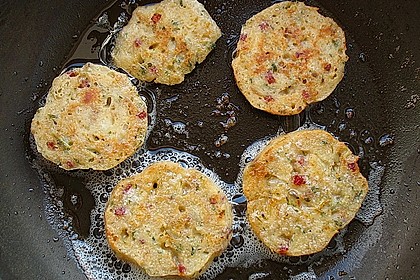 Ger&ouml;stete Semmelkn&ouml;del 2