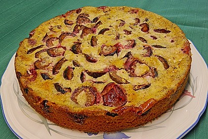 Zwetschgenkuchen mit Sahne - Mandelguss 12