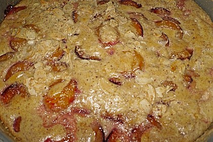 Zwetschgenkuchen mit Sahne - Mandelguss 17
