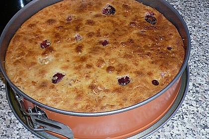 Zwetschgenkuchen mit Sahne - Mandelguss 24