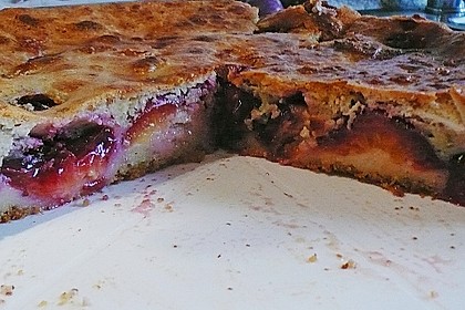 Zwetschgenkuchen mit Sahne - Mandelguss 25