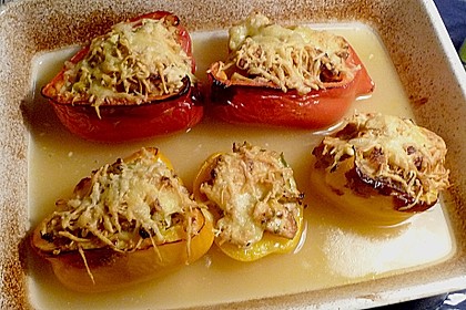 Gef&uuml;llte Paprika mit Huhn und H&uuml;ttenk&auml;se 1