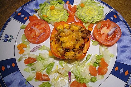 Gef&uuml;llte Paprika mit Huhn und H&uuml;ttenk&auml;se 3