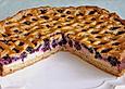 Topfen - Gitterkuchen mit Brombeeren