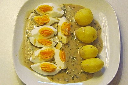 Eierragout in Kräutersoße 11