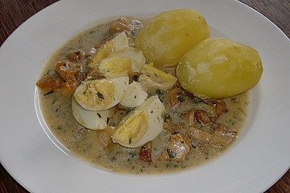Eierragout in Kräutersoße 13