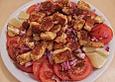 Tomatensalat mit gebratenem Feta