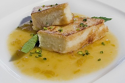 Limonen - Grie&szlig;schnitten auf Mirabellensauce