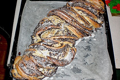Mohnstrudel - Kranz 24