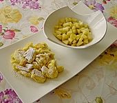 Kaiserschmarrn mit Apfelmus (Bild)