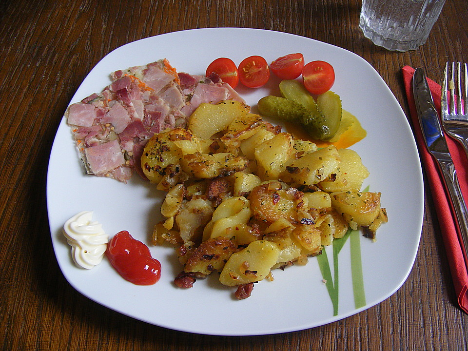 Bratkartoffeln Mit Zwiebeln Und Speck Von Cyberlady Chefkoch De