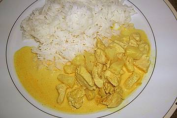 Hähnchen - Ananas - Curry mit Reis