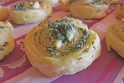 Blätterteig-Spinat-Schnecken 18