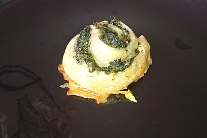 Blätterteig-Spinat-Schnecken 37