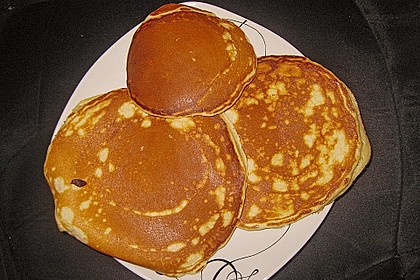 American Pancakes mit Ahornsirup 10