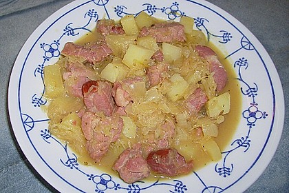 Sauerkraut - Kasseler - Kartoffel - Pfanne mit Ananas
