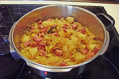 Sauerkraut - Kasseler - Kartoffel - Pfanne mit Ananas 6