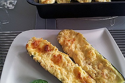 Zucchini - gefüllt und überbacken 1