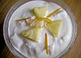Honigcreme mit Ananas