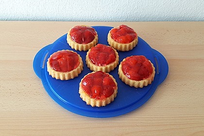 Torteletts mit Mascarpone - Erdbeer - Belag 1