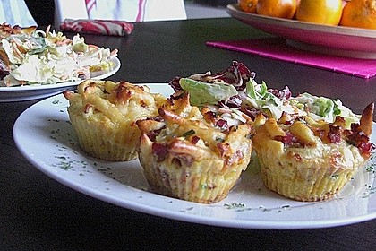 Sp&auml;tzle - Muffins mit Salat 8