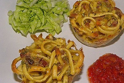 Sp&auml;tzle - Muffins mit Salat 11