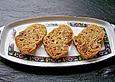 Feigenbrot mit grob gemahlenem schwarzen Pfeffer