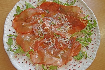 Carpaccio aus Bresaola mit Rucola 2