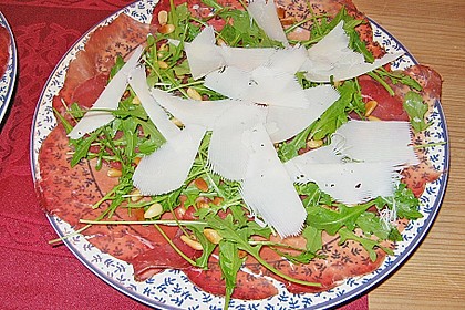 Carpaccio aus Bresaola mit Rucola