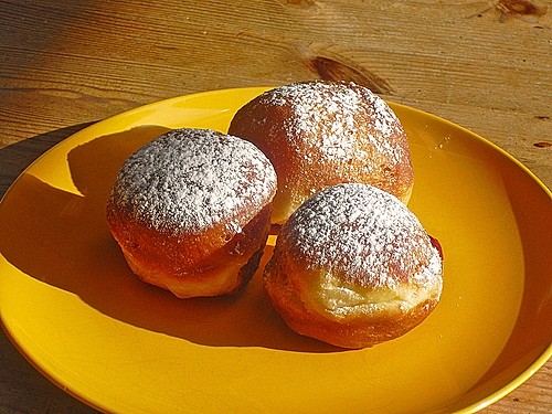 Berliner Pfannkuchen (Rezept mit Bild) von Lindasgaby | Chefkoch.de