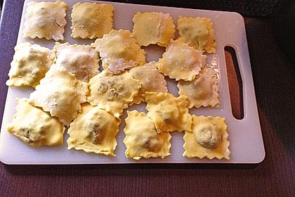 Ravioli mit Pilzfüllung 21