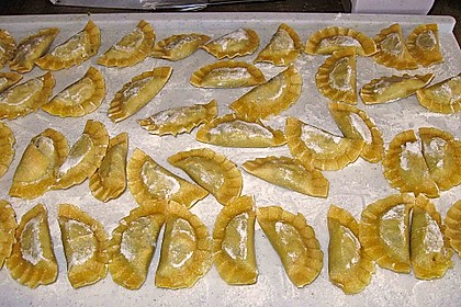Ravioli mit Pilzfüllung 16
