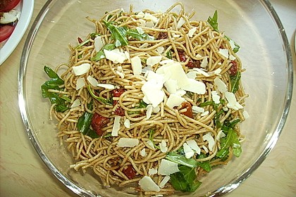 Spaghetti - Rucola - Salat 2