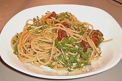 Spaghetti - Rucola - Salat