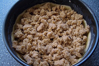 Zwetschgenkuchen mit Zimtstreuseln