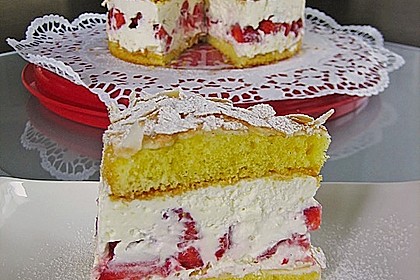 Schneemousse-Erdbeertorte 12